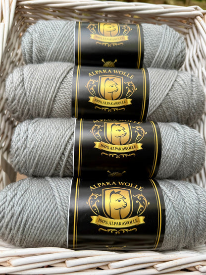 Alpaka Strickgarn 100% Hellgrau 100g